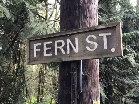 20867 Fern St NE, Indianola, WA 98342