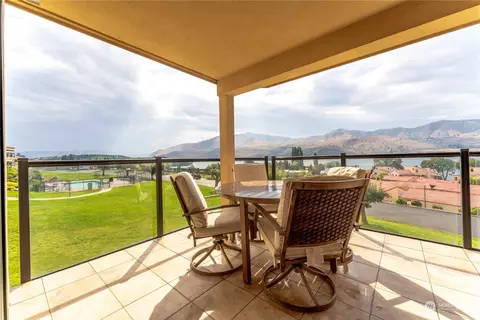 100 Lake Chelan Shores Dr #18-6, Chelan, WA 98816