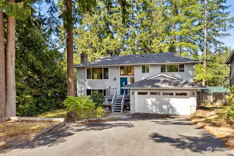 5827 172nd Pl SW, Lynnwood, WA 98037