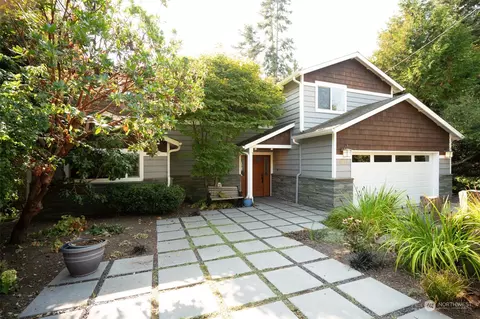 1239 NW 119th St, Seattle, WA 98177