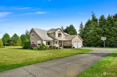 1025 W 53rd Vis, Bellingham, WA 98226
