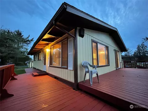 30106 X Pl, Ocean Park, WA 98640
