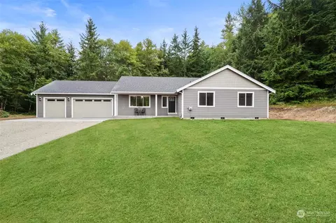 330 Cliff Jones Dr, Carbonado, WA 98323