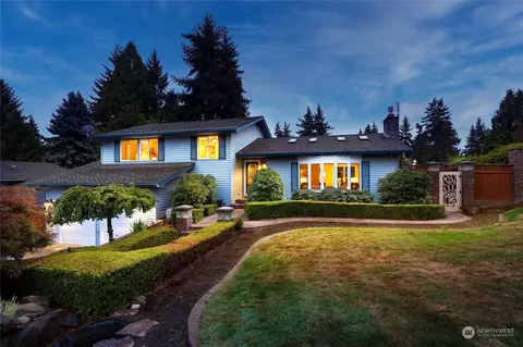 9203 NE 131st Pl, Kirkland, WA 98034