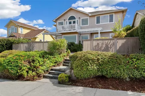 6728 40th Ave SW, Seattle, WA 98136