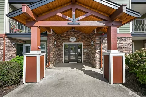 700 32nd St #A101, Bellingham, WA 98225