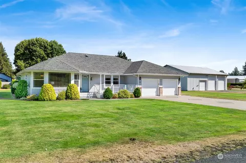 343 W Pole Rd, Lynden, WA 98264