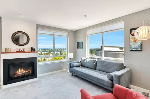 7116 Greenwood Ave N #403, Seattle, WA 98103