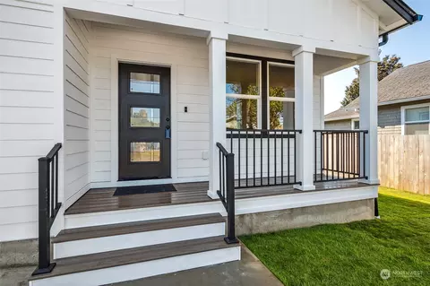 227 E Cushing St, Aberdeen, WA 98520 photo 4