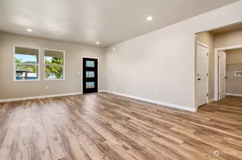 227 E Cushing St, Aberdeen, WA 98520 photo 7