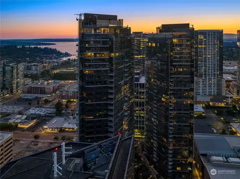500 106th Ave NE #2905, Bellevue, WA 98004