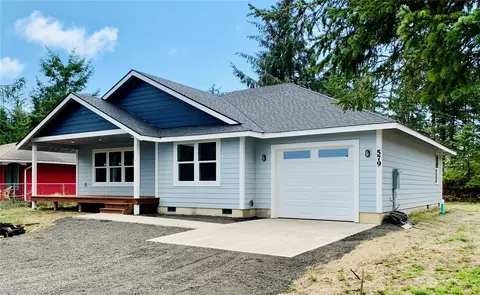 579 Meadow Ave NE, Ocean Shores, WA 98569