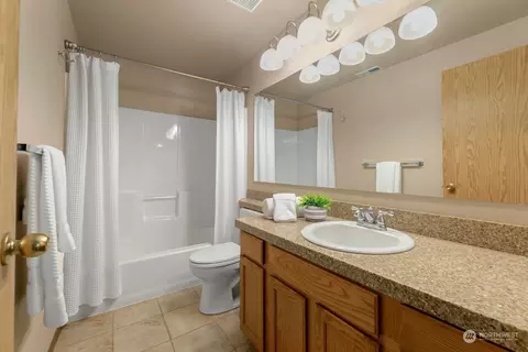 2300 208th Pl SE, Bothell, WA 98021 photo 17