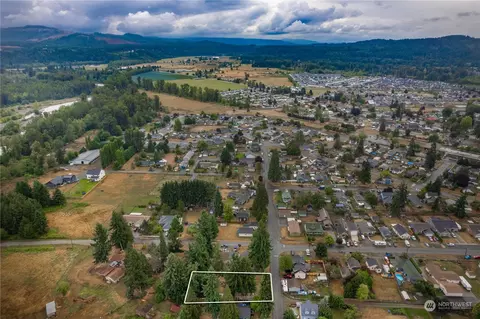 312 Mill Ave SE, Orting, WA 98360 photo 4