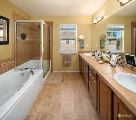 15 164th St SW #H4, Bothell, WA 98012 photo 12