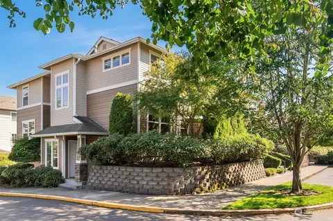 15 164th St SW #H4, Bothell, WA 98012