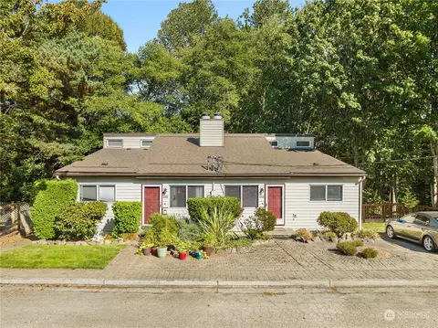 4200 28th Ave SW, Seattle, WA 98126