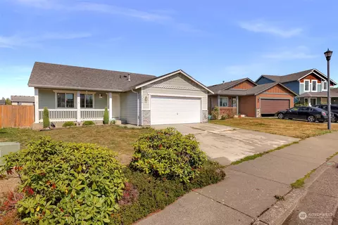 7435 Clamdigger Dr, Blaine, WA 98230