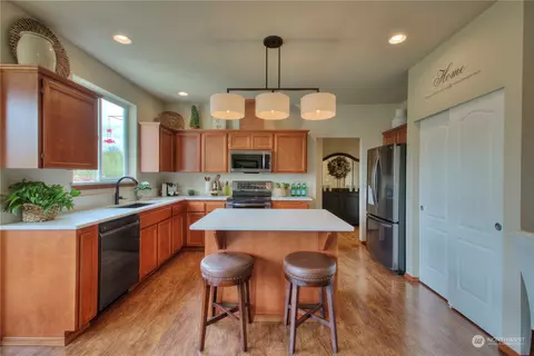 107 Phoenix Ave SW, Orting, WA 98360 photo 12