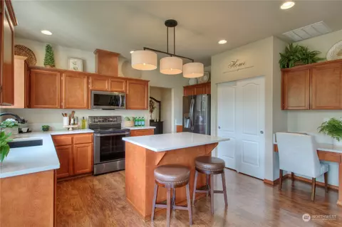 107 Phoenix Ave SW, Orting, WA 98360 photo 11