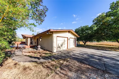 202 Williamson Rd, Sequim, WA 98382 photo 4