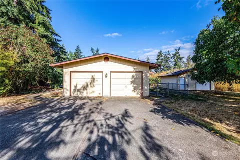 202 Williamson Rd, Sequim, WA 98382 photo 3