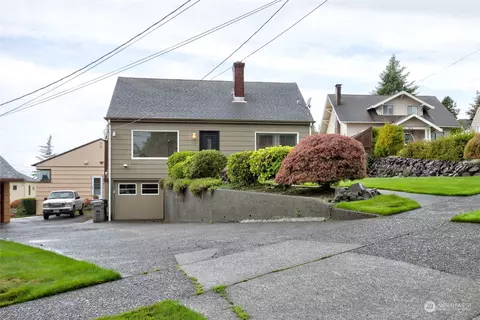 811 N L St, Aberdeen, WA 98520