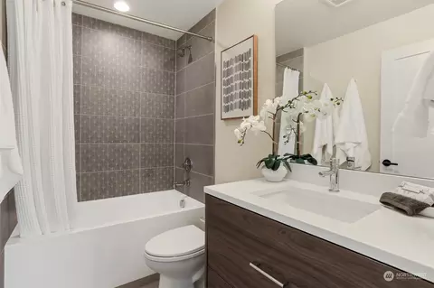 520 N 48th St #B, Seattle, WA 98103 photo 19
