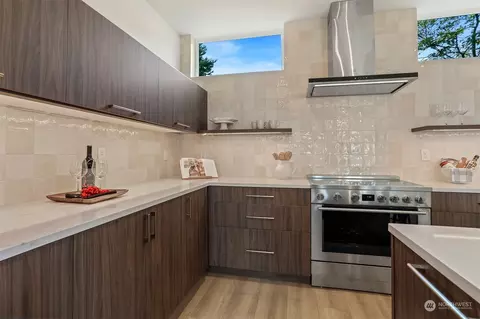 520 N 48th St #B, Seattle, WA 98103 photo 13