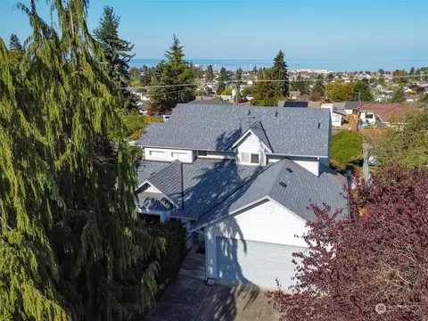 1009 E 9th E Ninth St, Port Angeles, WA 98362
