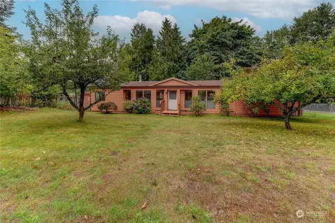 1704 186th Ave E, Lake Tapps, WA 98391