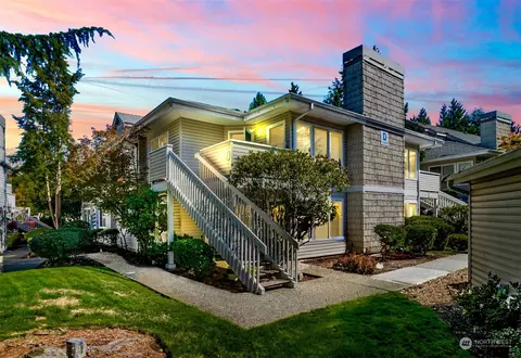 9210 Market Pl #D101, Lake Stevens, WA 98258