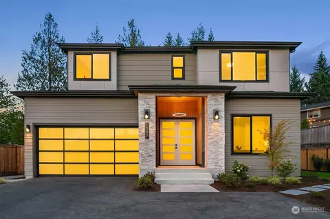 1047 NW Inneswood Dr, Issaquah, WA 98027