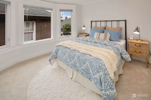 2912 E Cherry St, Seattle, WA 98122 photo 14