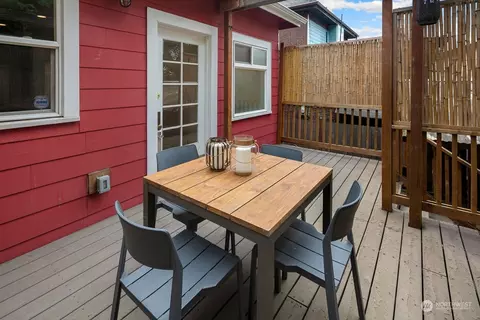 2912 E Cherry St, Seattle, WA 98122 photo 26