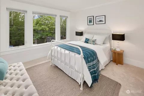 2912 E Cherry St, Seattle, WA 98122 photo 17