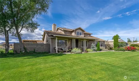 9 Trail Ridge Dr, Omak, WA 98841