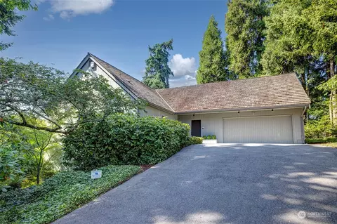 4103 78th Ave SE, Mercer Island, WA 98040