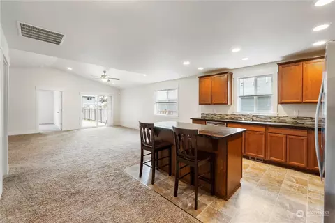 232 169th St E, Spanaway, WA 98387 photo 9