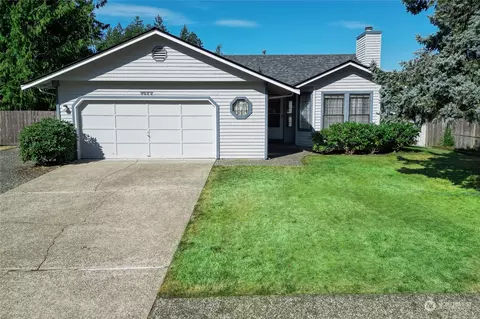 7477 Blackbird Dr NE, Bremerton, WA 98311