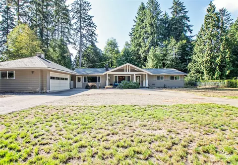 8603 27th Ave SE, Olympia, WA 98513