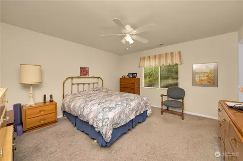1315 Daffodil Ave NE, Orting, WA 98360 photo 15
