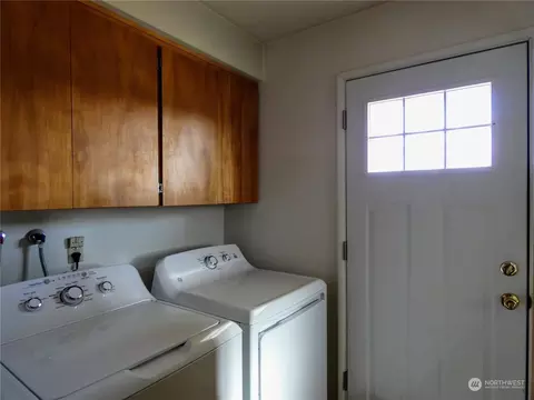 19907 SE 424th St, Enumclaw, WA 98022 photo 6