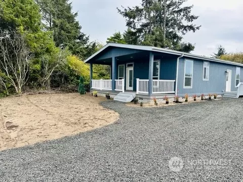 113 N Wynoochee Dr SW, Ocean Shores, WA 98569