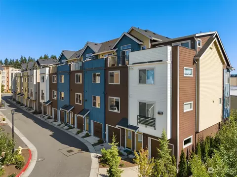 15717 NE 14th Ter, Bellevue, WA 98008