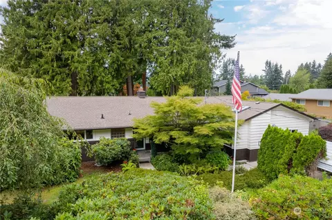 20420 85th Pl W, Edmonds, WA 98026