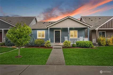 10581 189th St E, Puyallup, WA 98374
