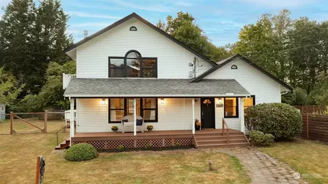 8721 384th Ave SE, Snoqualmie, WA 98065