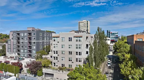 4343 Roosevelt Way NE #207, Seattle, WA 98105