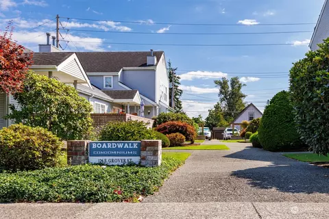 126 E Grover St #5, Lynden, WA 98264